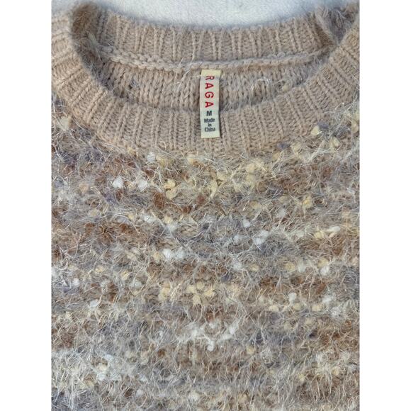 Anthropologie Raga Emberly Beige Pink Fuzzy Eyelash Crewneck Sweater M - Picture 8 of 11